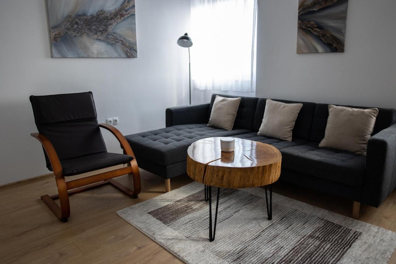 Apartman Ena Bjelovar Eksteriør billede