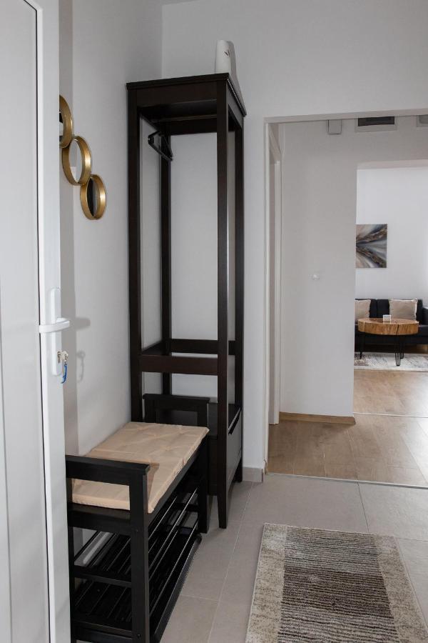 Apartman Ena Bjelovar Eksteriør billede