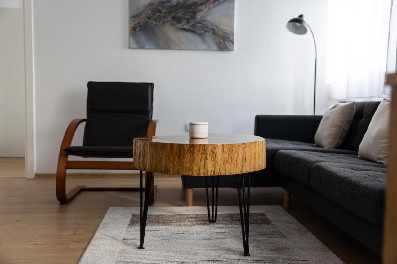 Apartman Ena Bjelovar Eksteriør billede